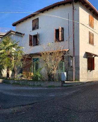Appartamento di 148 m² con 3 locali a Fortunago