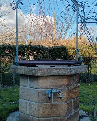 Pozzo da arredo per giardino