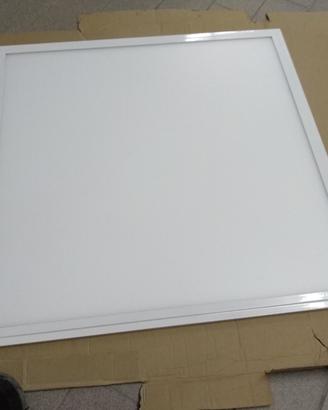 Pannello led 60x60 cm 3000k 38W nuovo