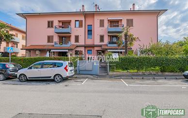 DUE LOCALI CON GIARDINO, BOX E CANTINA