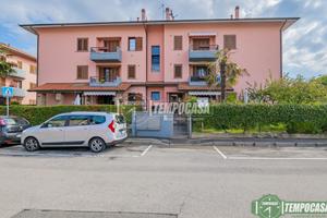 DUE LOCALI CON GIARDINO, BOX E CANTINA