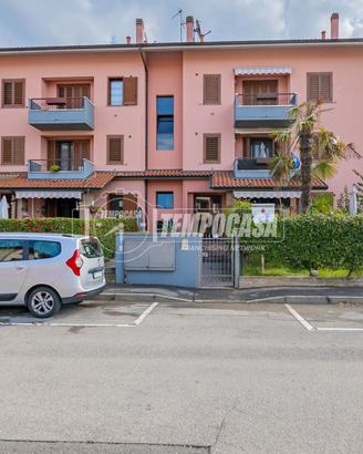 DUE LOCALI CON GIARDINO, BOX E CANTINA