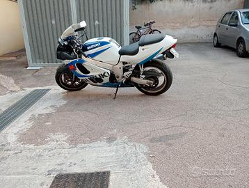 Suzuki GSX R 600 - 1999