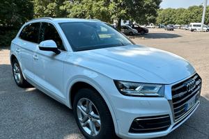 Audi Q5 quattro 2019