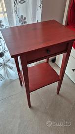 comodino hemnes ikea rosso
