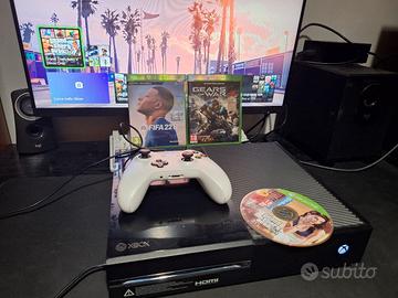 Xbox one + Controller + Gta V 