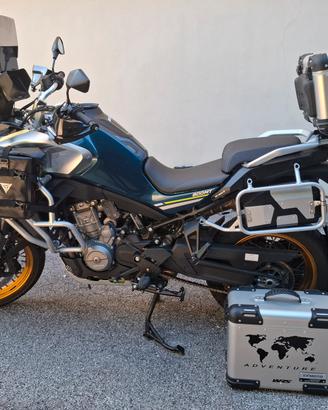 CF MOTO MT 800 TOURING