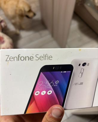 Asus smartphone