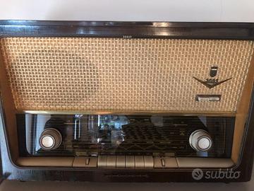 Radio d'epoca anni 60 GRUNDIG 3089