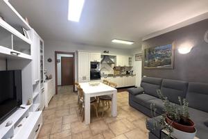 4 LOCALI A TOMBOLO
