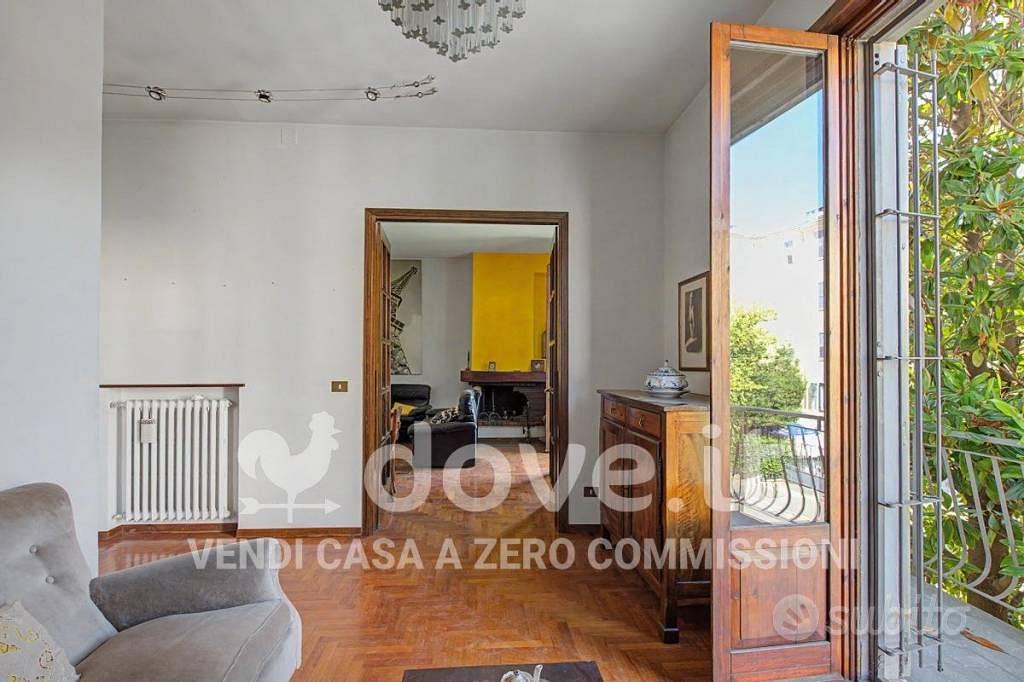 Villa di 300 m² con più di 5 locali a Parma - Vista 6