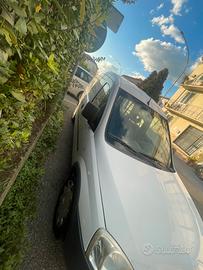 Interessante veicolo