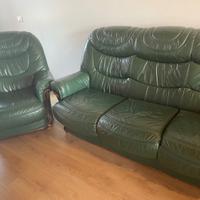 Divano 3 posti più due poltrone