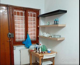 Tomba di nerone monolocale arredato