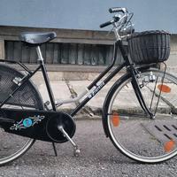 Bicicletta city bike da donna 