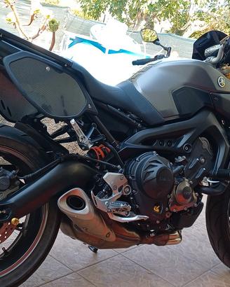 Yamaha MT09 