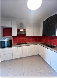 Cucina completa moderna a L