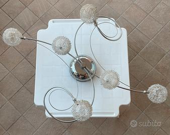 Lampadario moderno cromato con sfere decorative