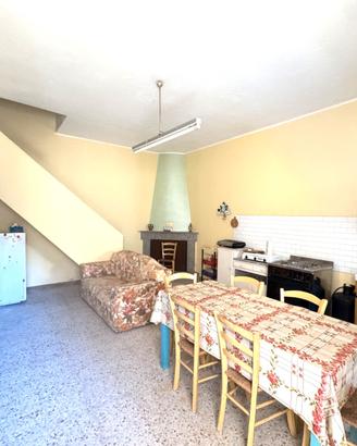 Indipendente con Cortile e terrazza