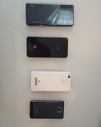 Lotto Telefoni in buone condizioni 