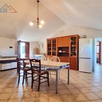 Compri la casa e ti regaliamo il trattore