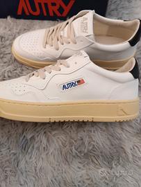 Scarpe Autry vestibilità n. 43