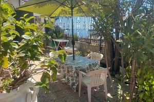 Casa sul mare dí Taormina (entra)