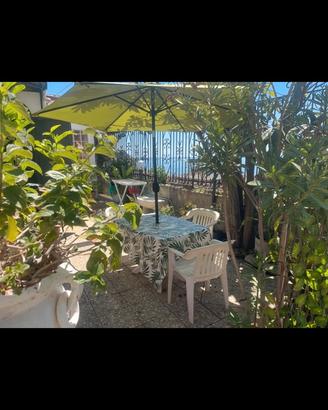Casa sul mare dí Taormina (entra)