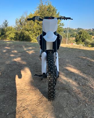 Replica Husqvarna