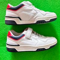Scarpe levis da bambino n. 32