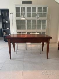 Tavolo allungabile in legno