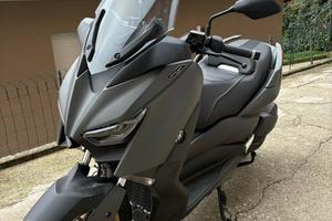 Yamaha X MAX
