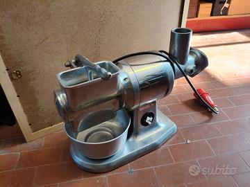 tritacarne grattugia professionale 