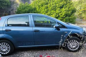 Fiat Punto Natural Power 2017 Incidentata