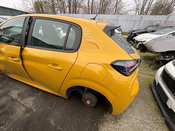 PEUGEOT 208 2023 PER RICAMBI