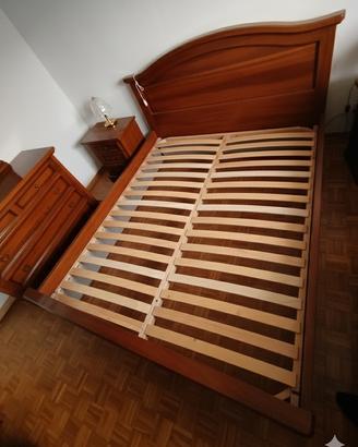Camera Matrimoniale in Noce Completa 