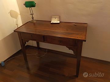 Scrivania - scrittoio