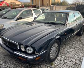 Jaguar XJ XJ8 3.2 cat SINISTRATA