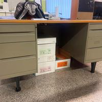 Scrivania Vintage da Ufficio in metallo