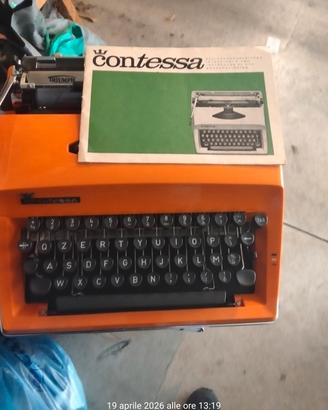 Macchina da scrivere Contessa De Luxe Triumph