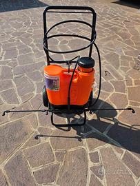 pompa stocker 15L a batteria con zaino e trolley