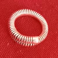 Anello artigianale