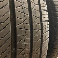 Treno Pneumatici Pirelli allseason 285/45 R22