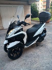 Tricity 155 2018 pronto uso + accessori