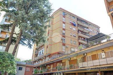 3 LOCALI A ROMA