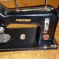 macchina da cucire vintage marca Preziosi a pedale