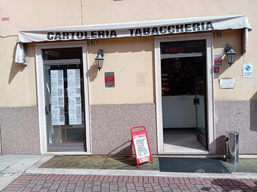 Tabaccheria con distributore H24 