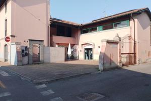 NEGOZIO A BORGOSATOLLO
