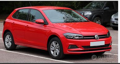 AUTO VOLKSWAGEN POLO 2010