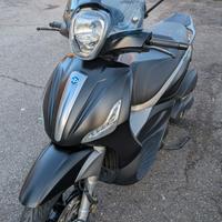 Piaggio Beverly 350 Sport Touring full LED